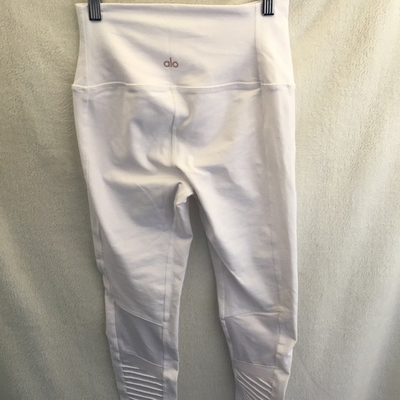 Alo yoga high rise moto leggings - Picture 8 of 9